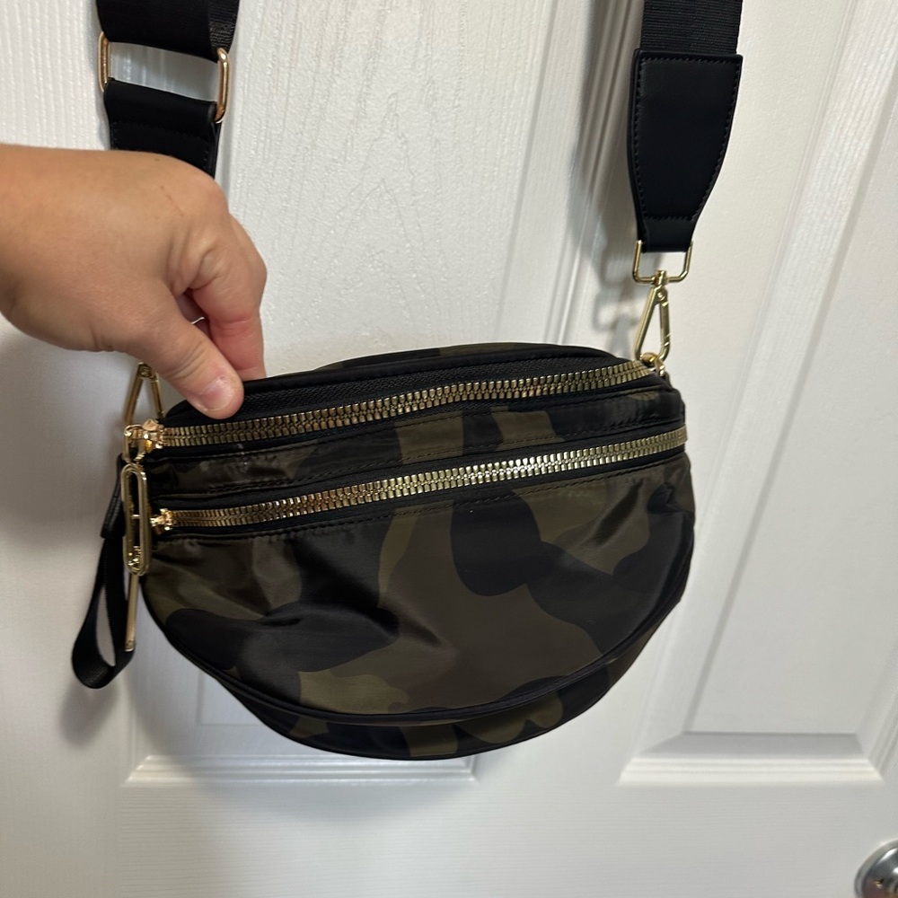 Camo Crossbody/Belt Bag
